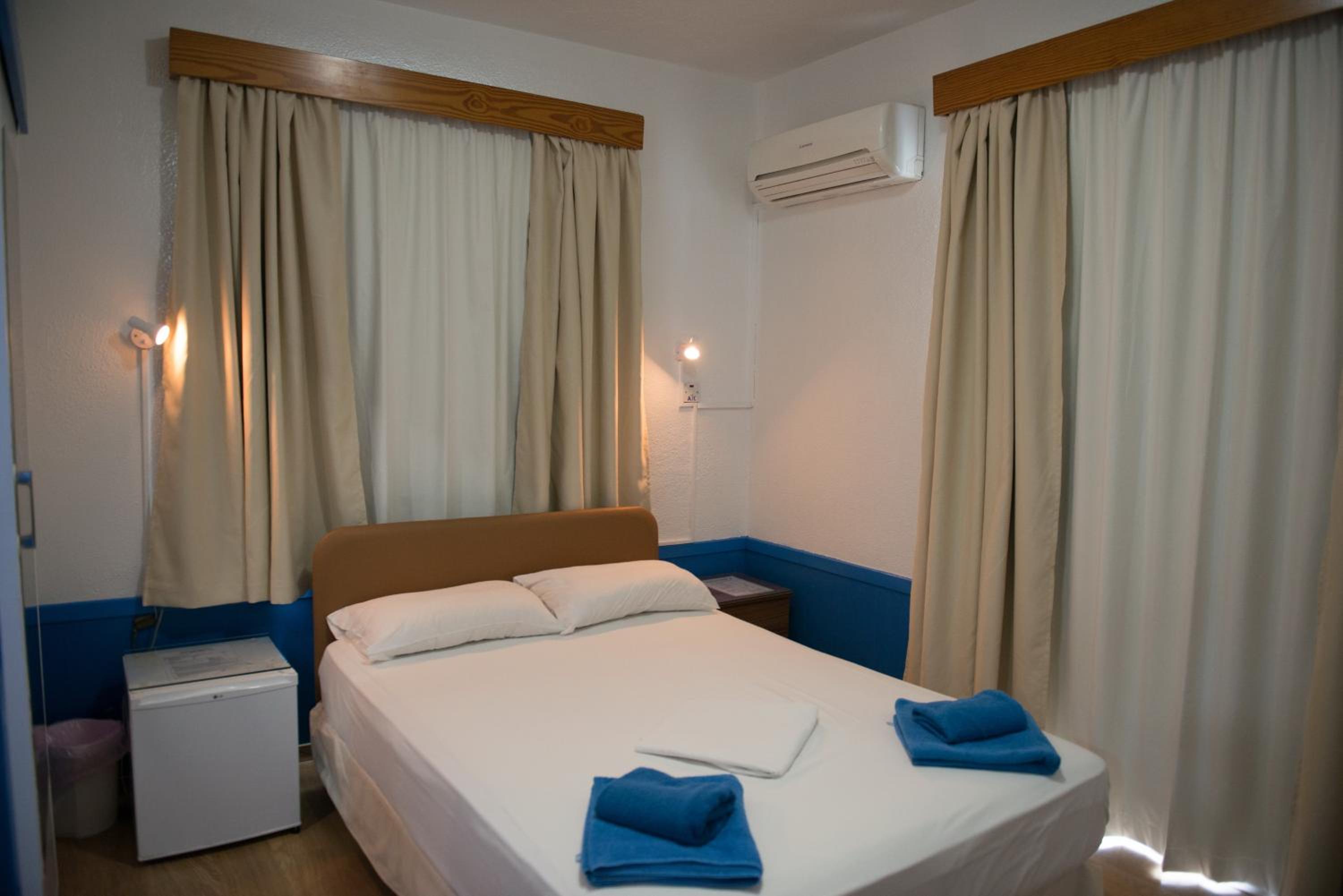 Le Village Hotel 18/50