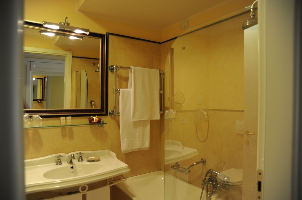 Hotel Villa Daphne 25/53