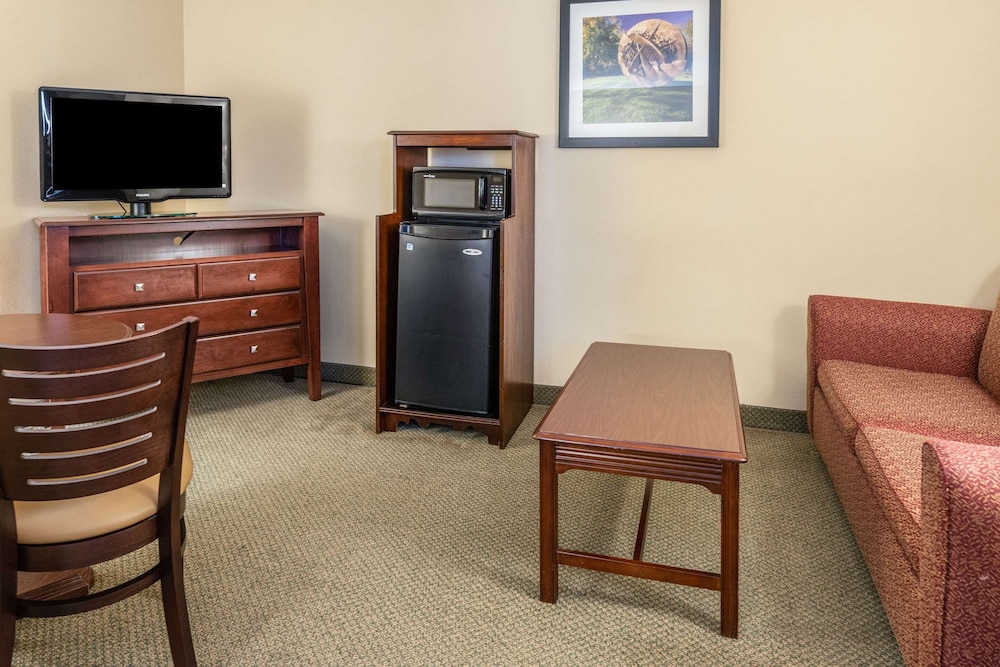 Holiday Inn Express Fremont by IHG 36/50
