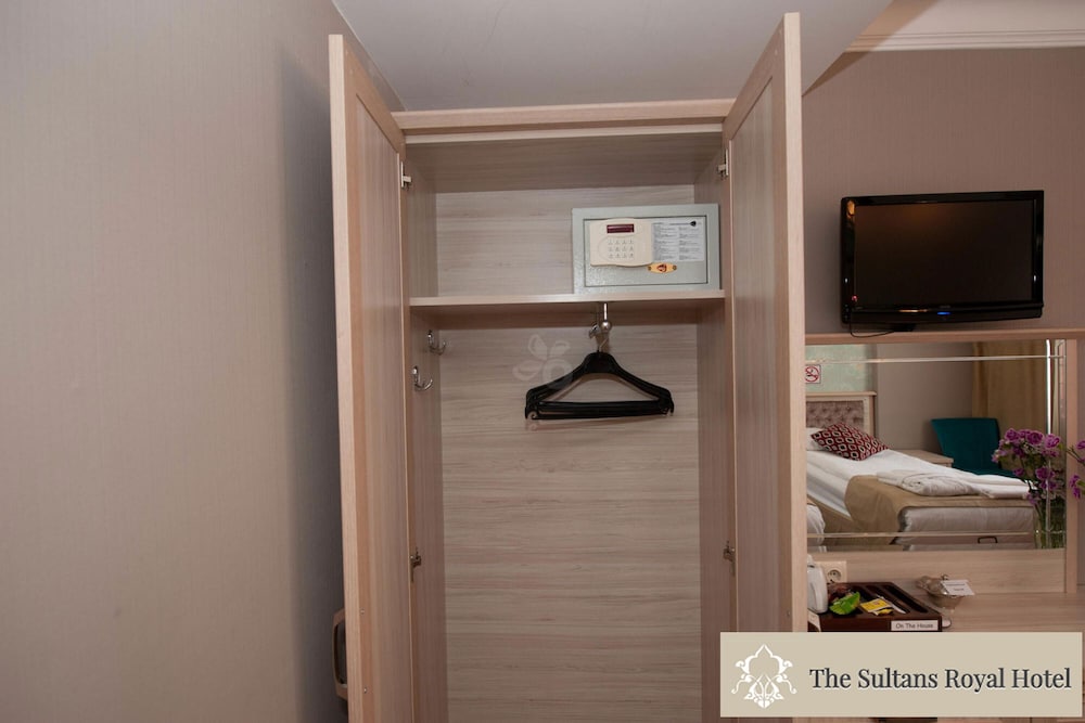Sultans Royal Hotel 42/50