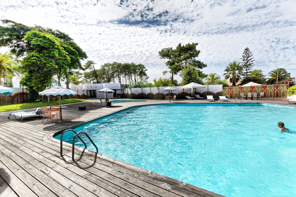 Vale Da Telha Hotel 32/34