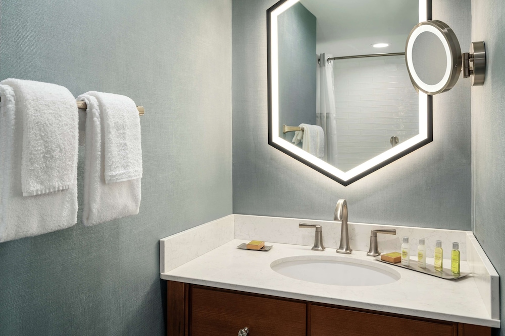Doubletree By Hilton Ocean City Oceanfront 42/74