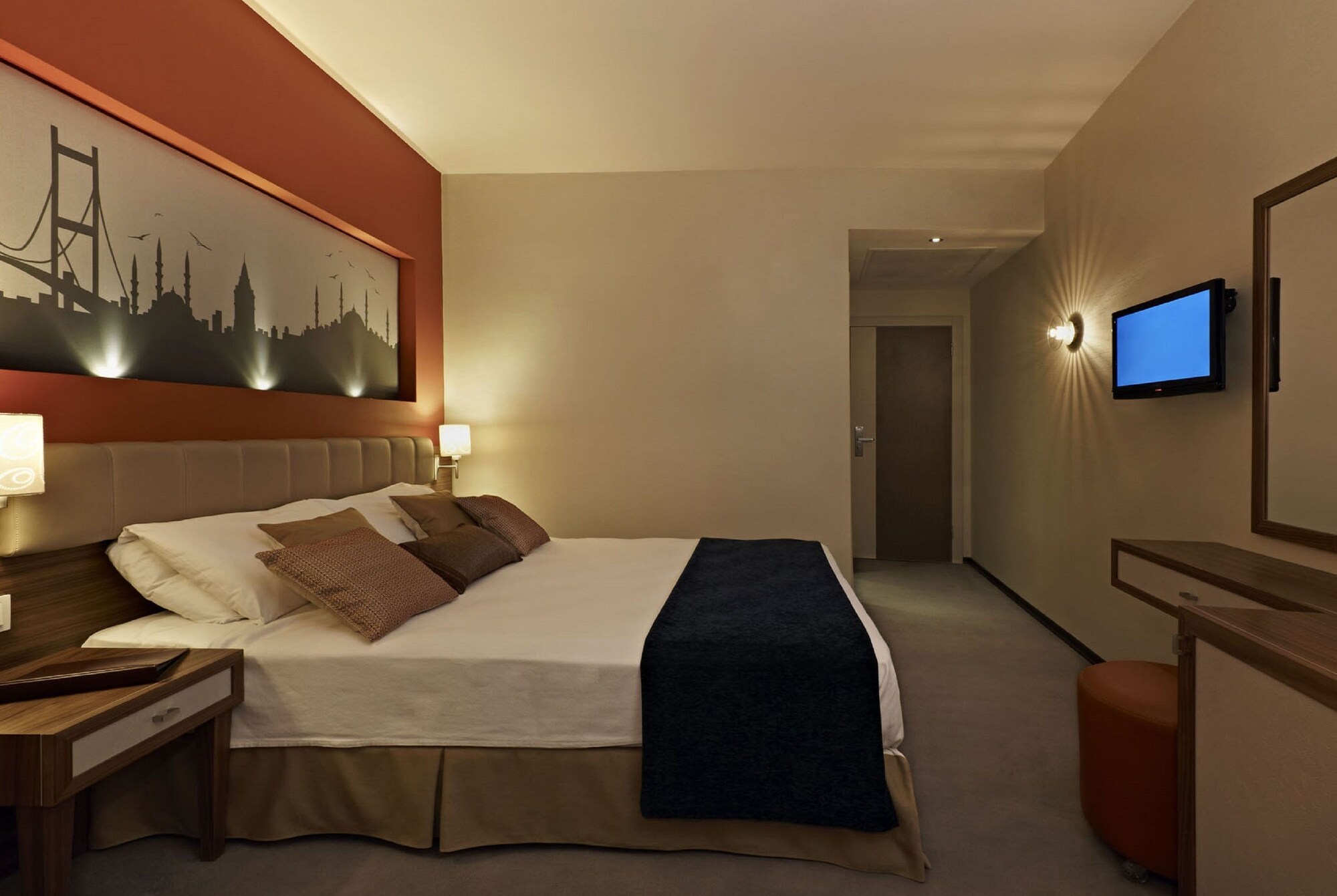PRIME, CENTRAL, COMFORT, DOUBLE BED