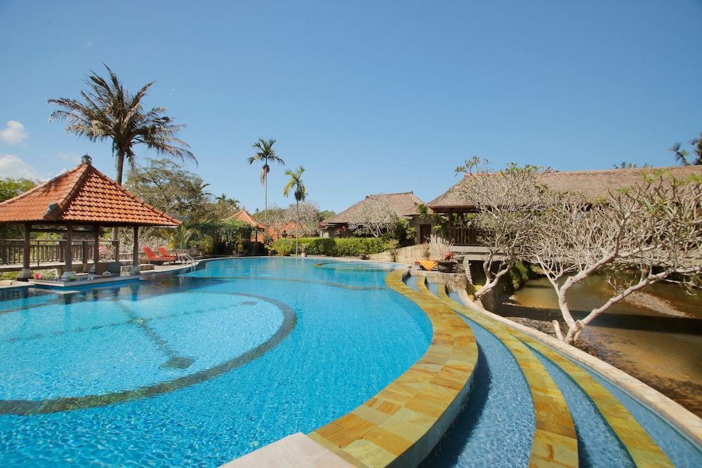 Santi Mandala Villa And Spa 118/140