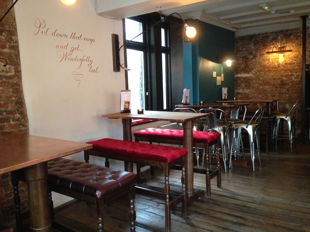Publove Exmouth Arms Euston 39/41