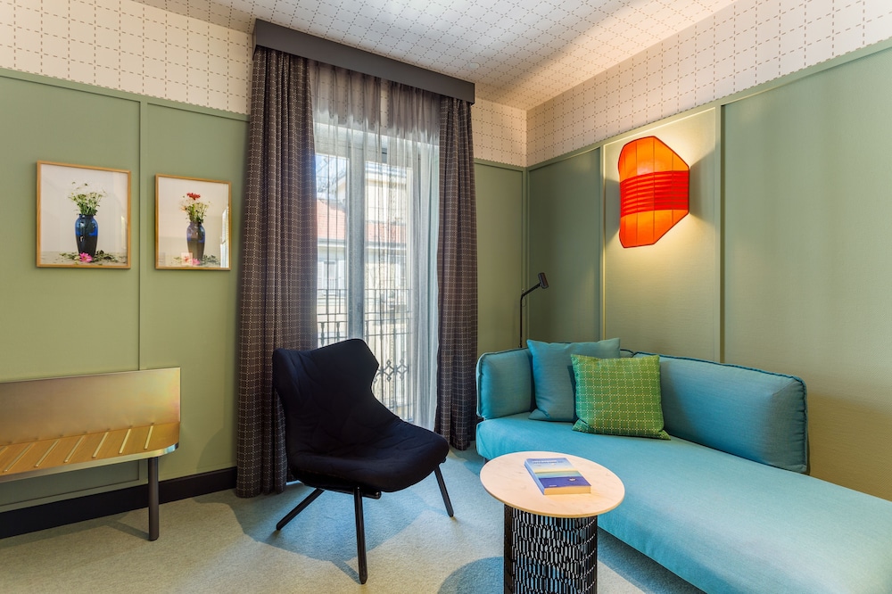 Room Mate Giulia 53/79