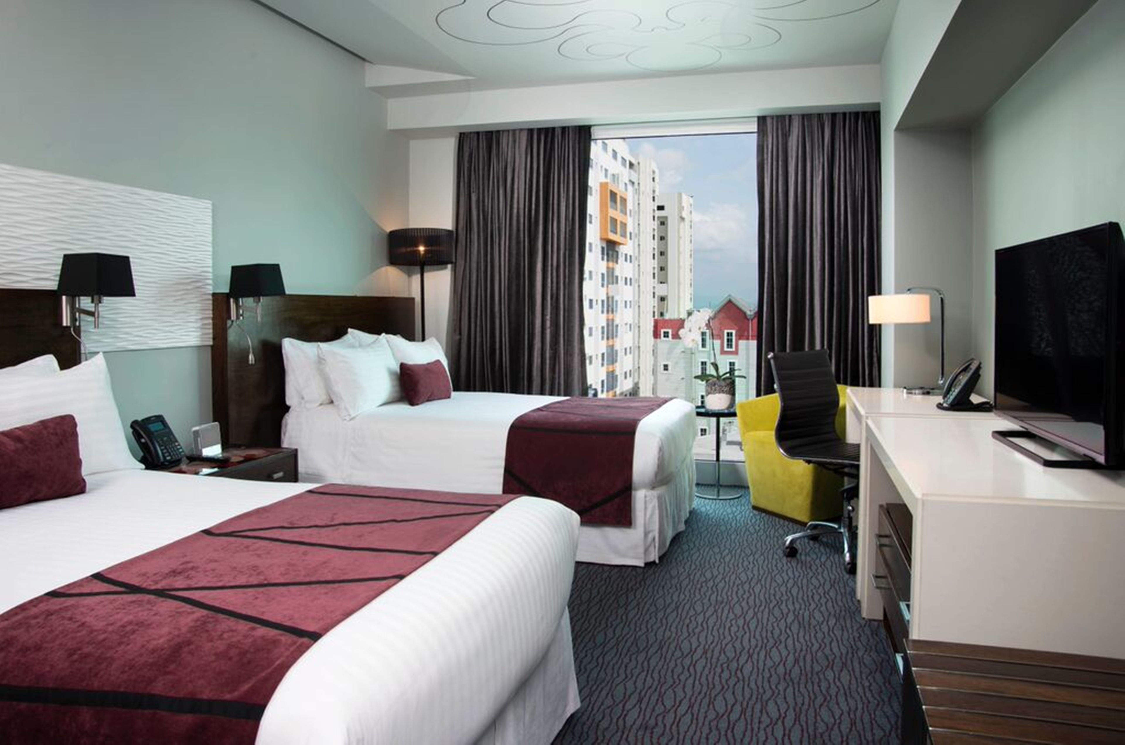 Holiday Inn Santo Domingo 8/36
