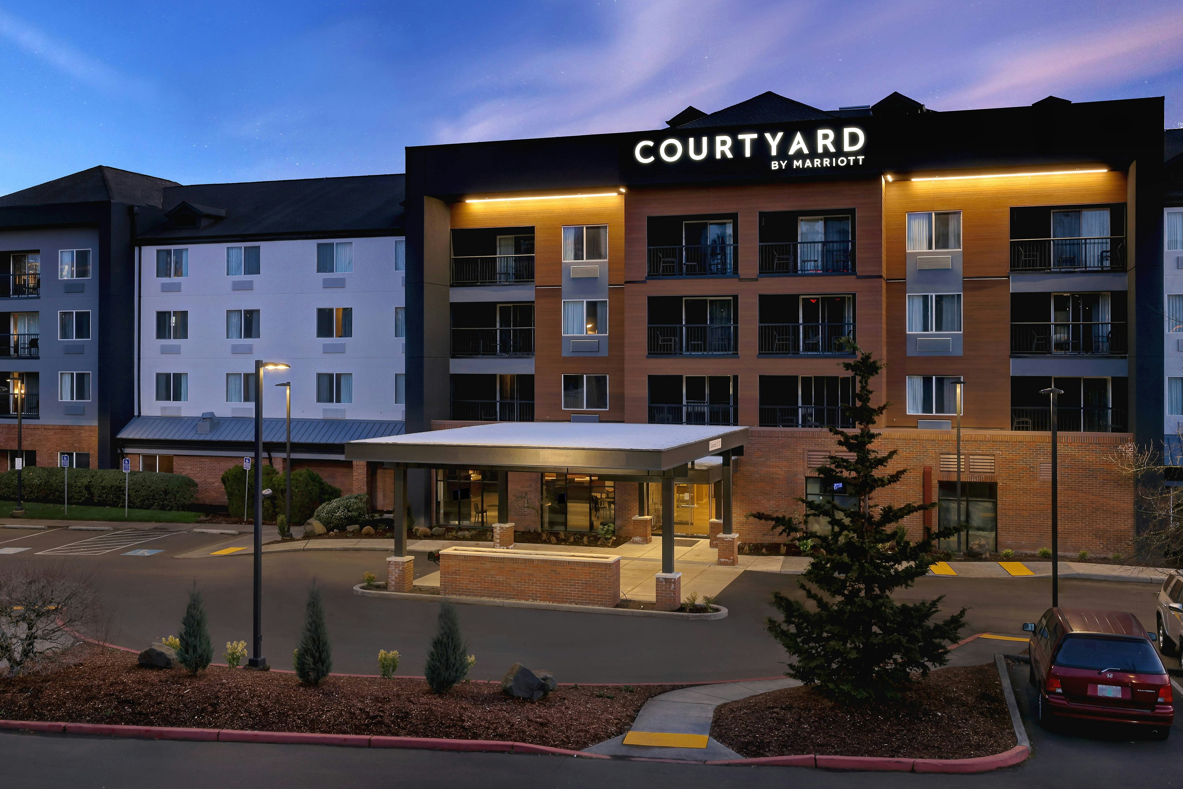 COURTYARD BY MARRIOTT PORTLAND SOUTHEAST CLACKAMAS