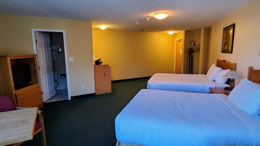 Days Inn by Wyndham Penticton Conference Centre 13/40