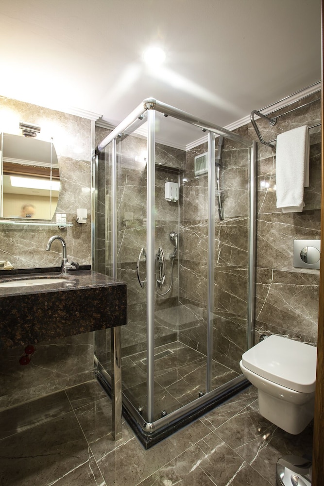 Huzur Thermal Hotel 48/50