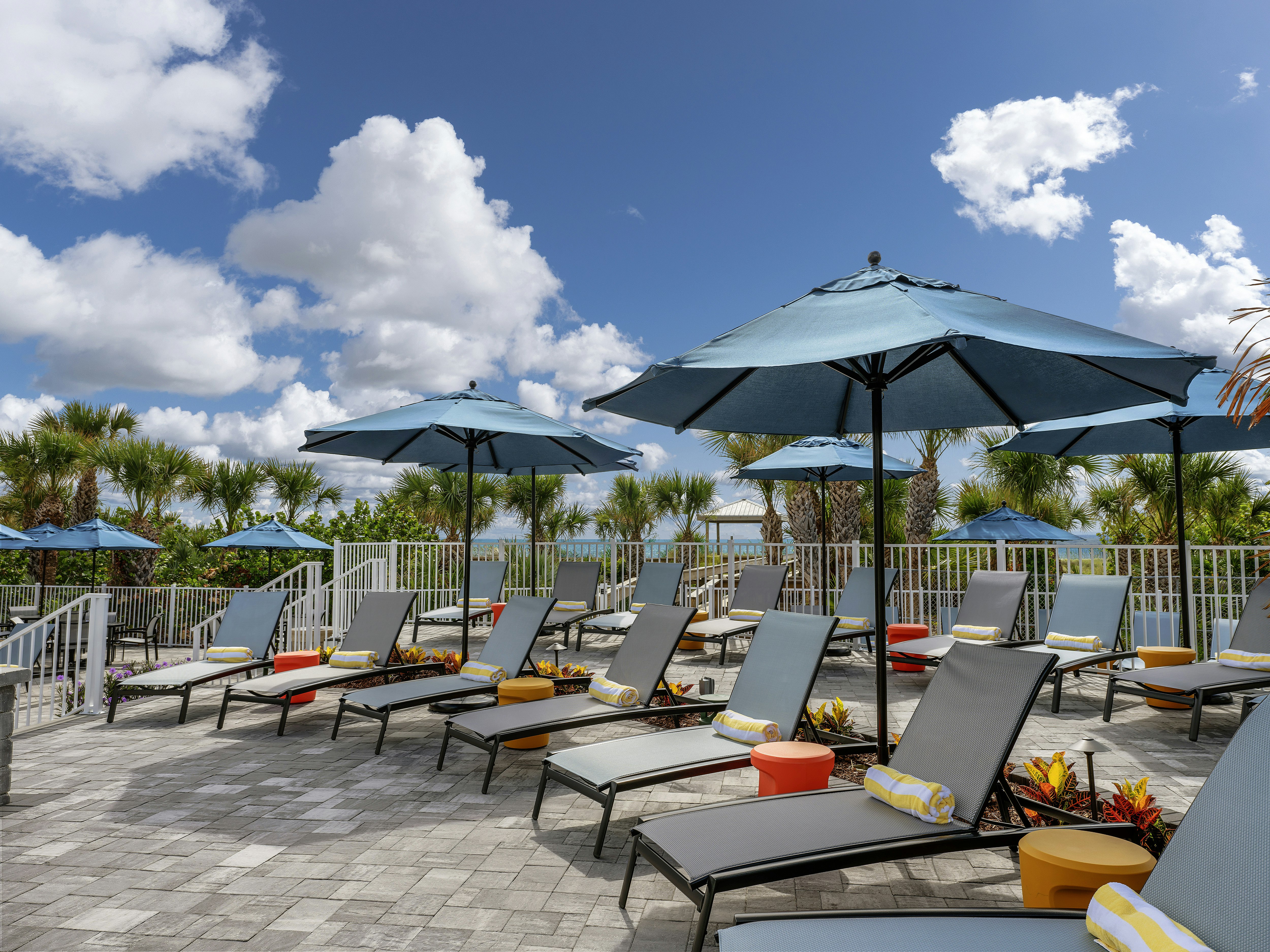 Hilton Garden Inn Cocoa Beach Oceanfront 40/79