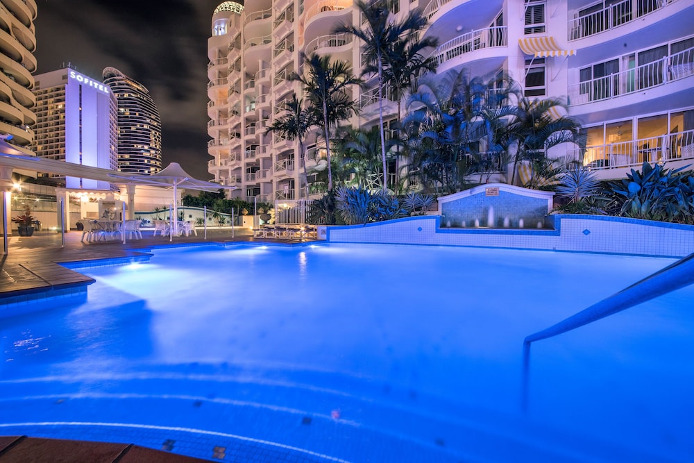 Phoenician Resort 31/51