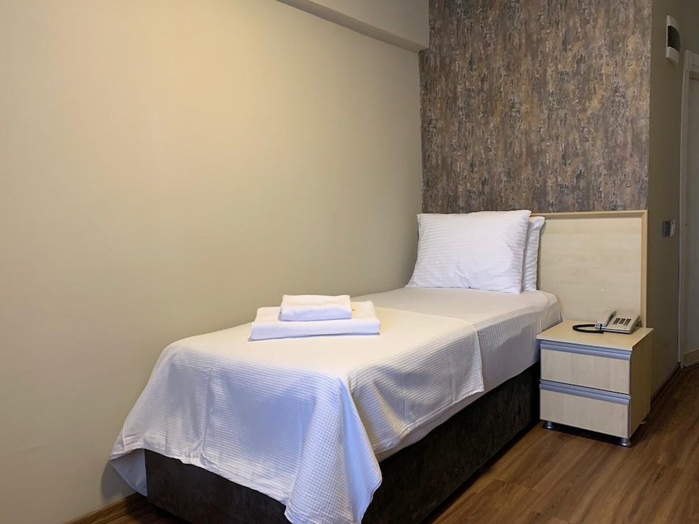 Akcayzeytin Otel 16/46