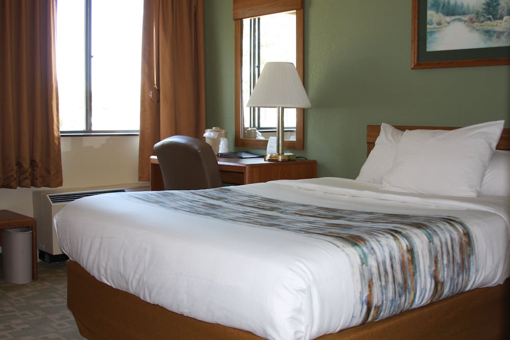 Barkers Island Inn Resort 7/48