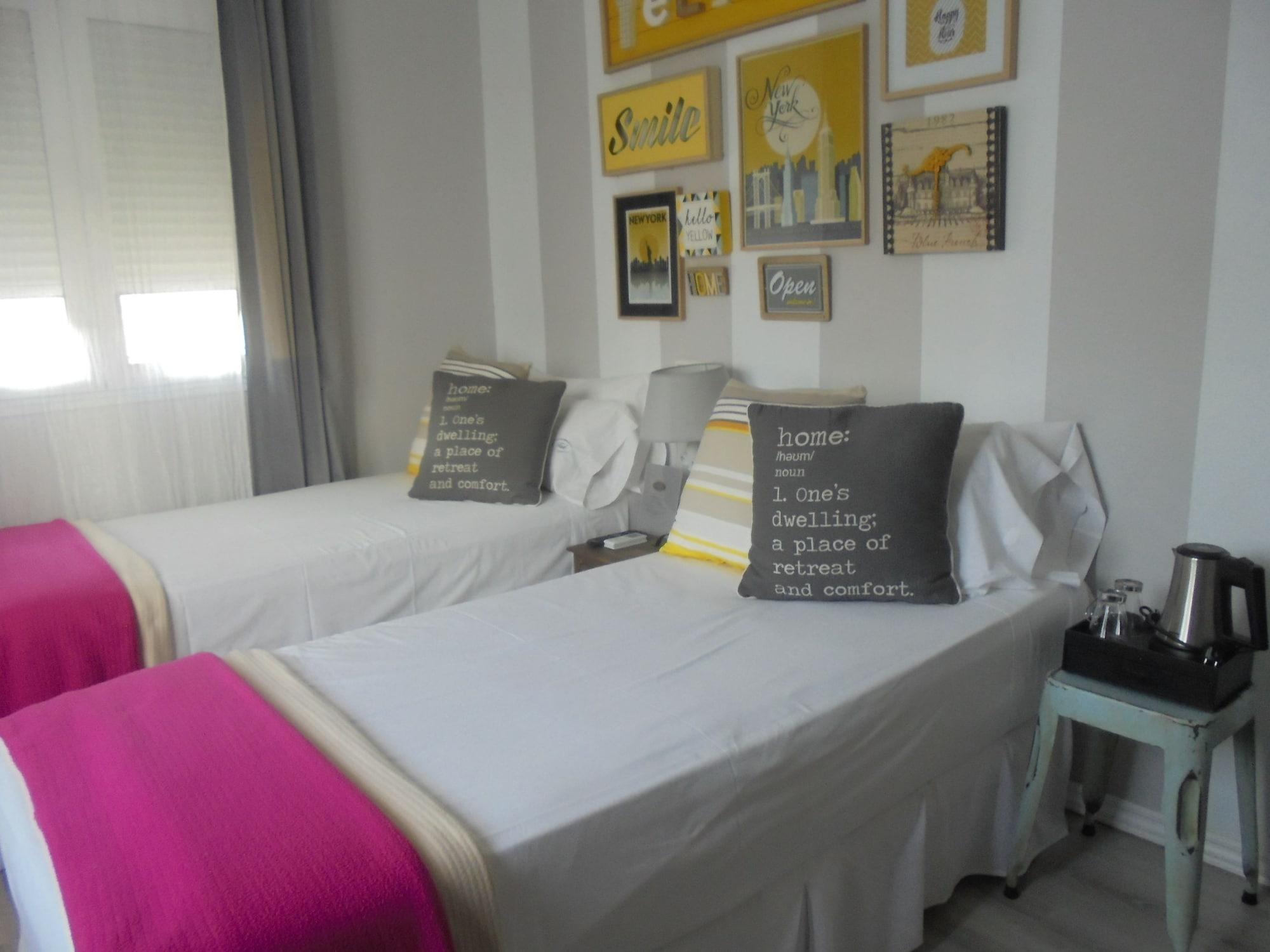 Hostal Tak 15/54