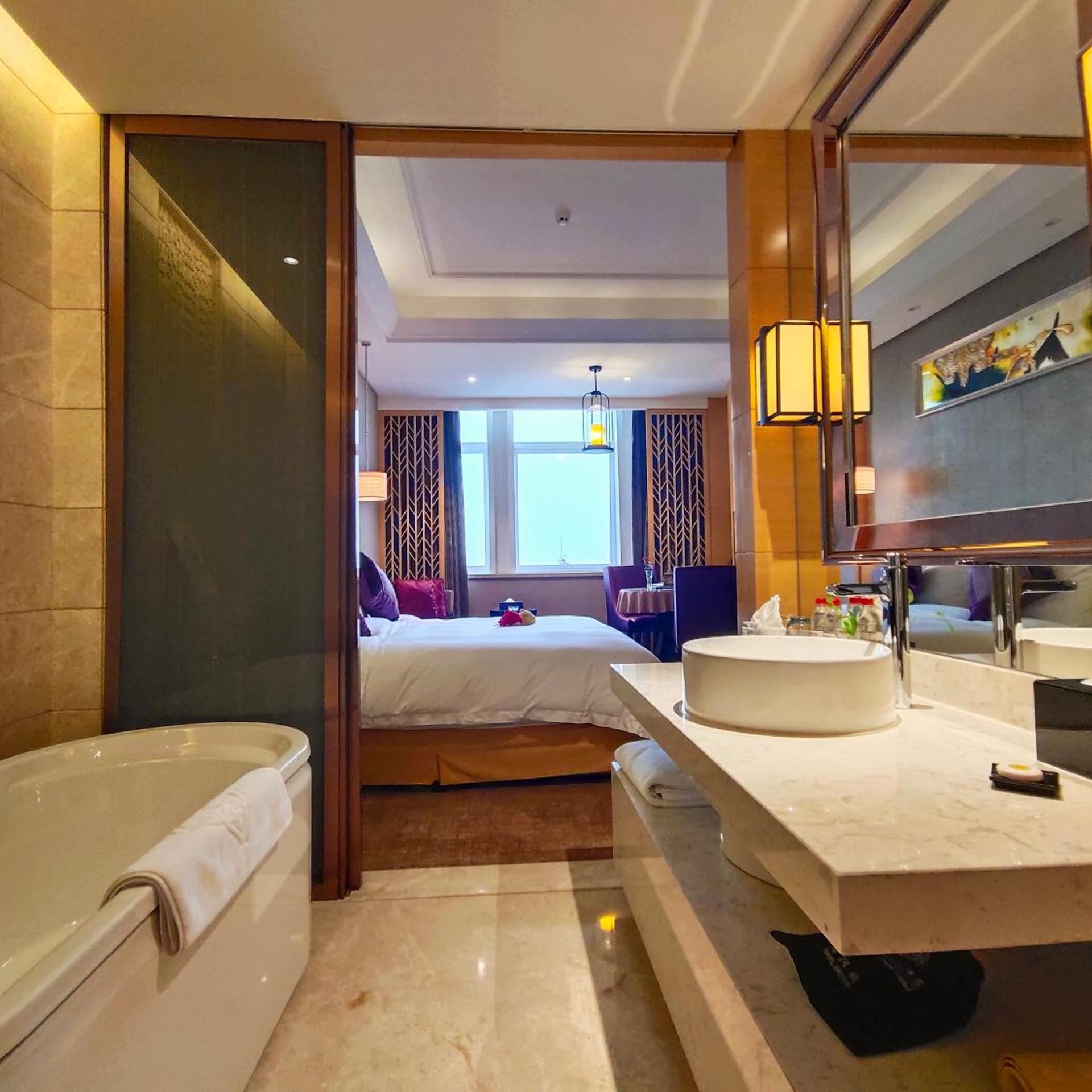 Firth Jinling Grand Hotel 73/75