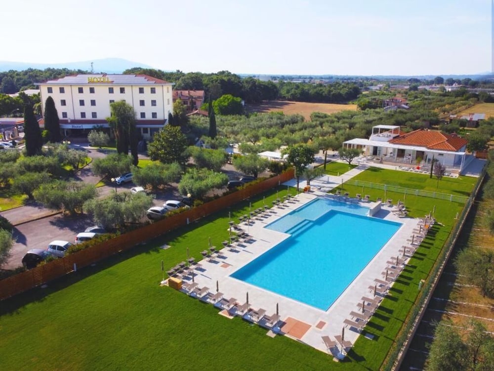 Aldero Hotel 56/59