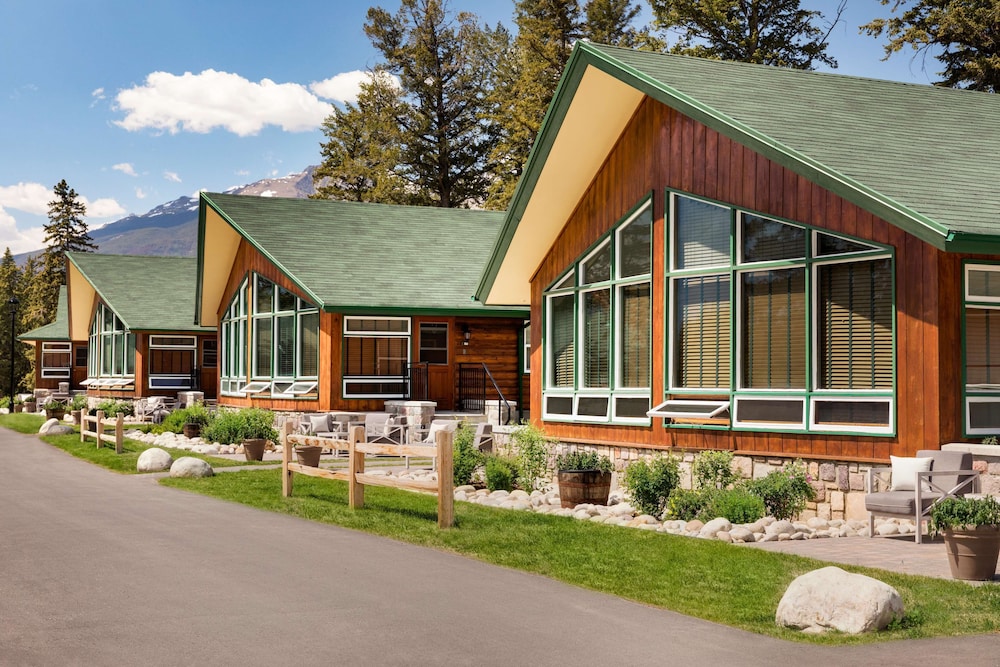 Fairmont Jasper Park Lodge 2/79
