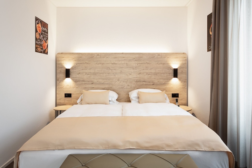 Hotel Du Lac Locarno 13/57