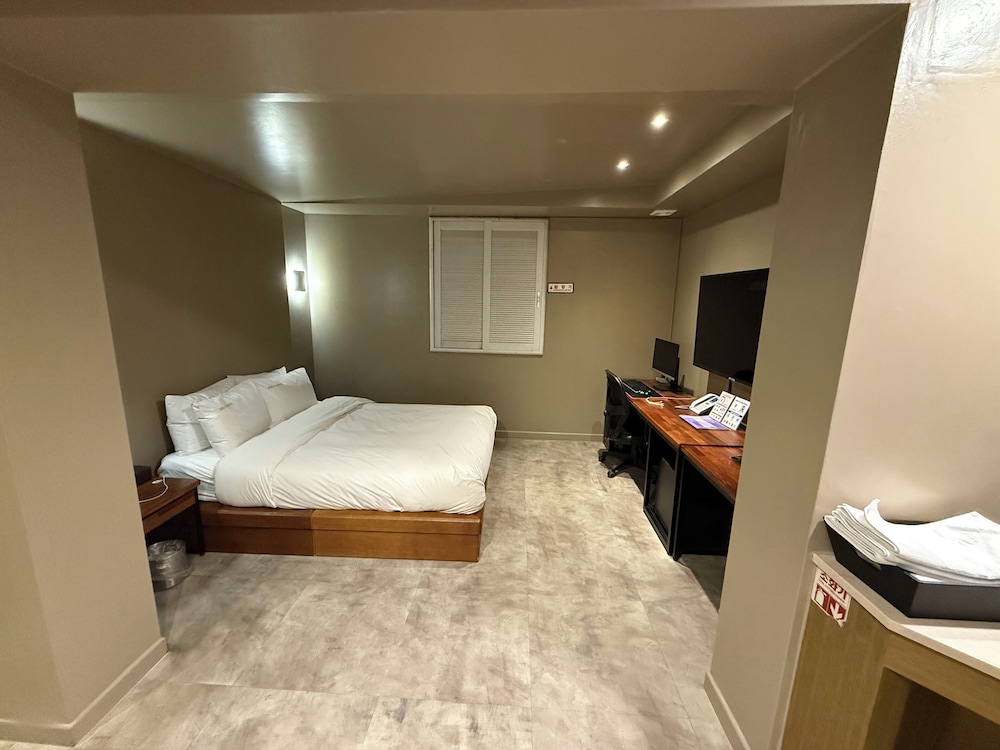 Rosenheim Hotel 16/34