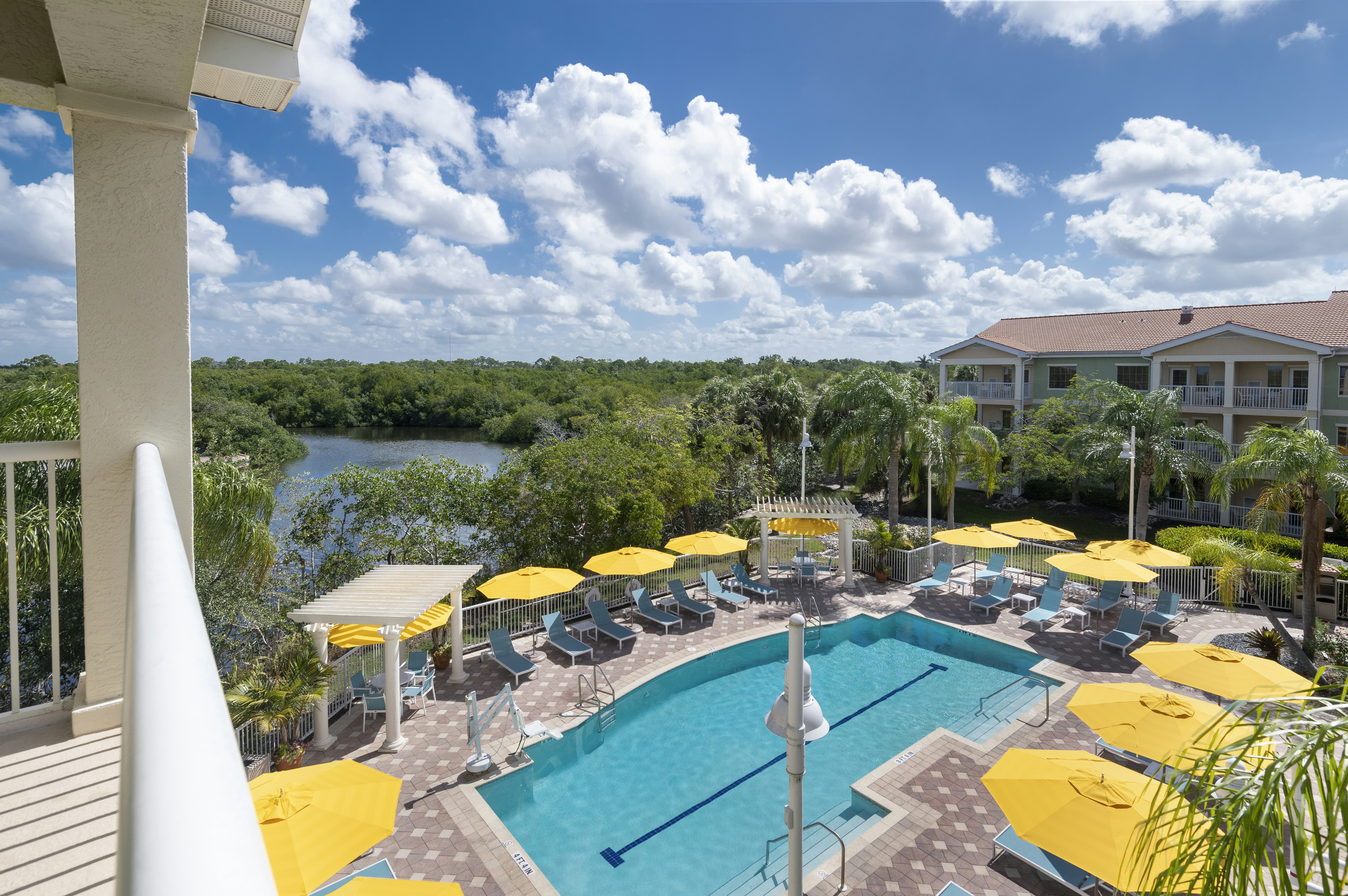 Doubletree Suites By Hilton Naples 63/67
