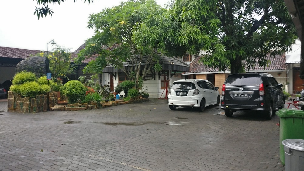 Hotel Perdana by ZUZU 55/65