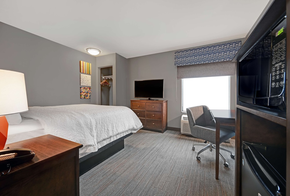 Hampton Inn Farmington MO 9/50