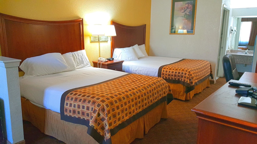 SUITE, 2 QUEEN BEDS