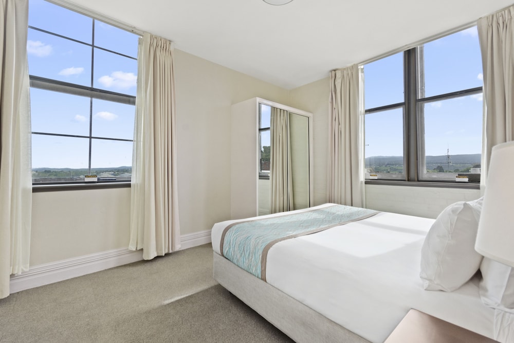 2 BEDROOMS, APARTMENT