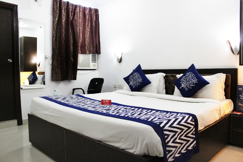 HOTEL TAJ GALAXY 6/22