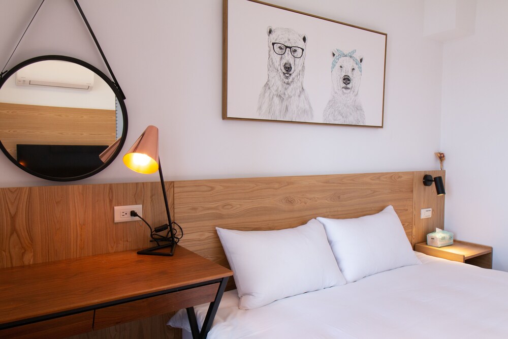 We Love Inn 28/50