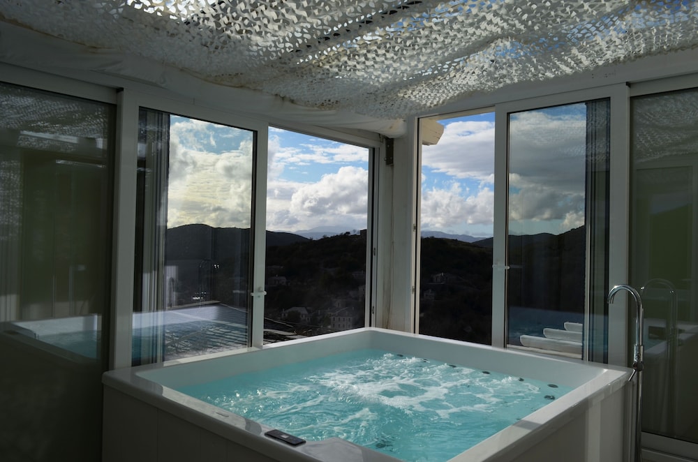 Pirrion Hotel 29/50