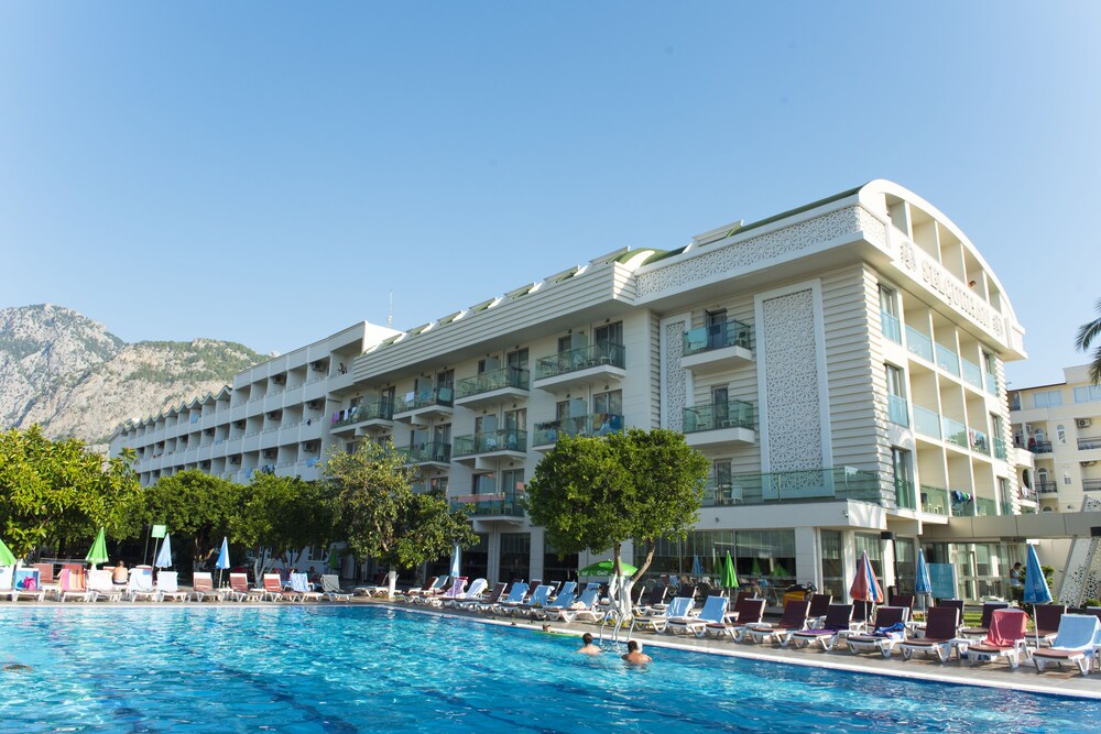 Selcukhan Hotel 8/67