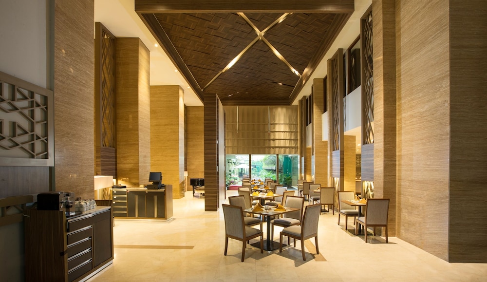 Hotel Grandhika Iskandarsyah Jakarta 35/51
