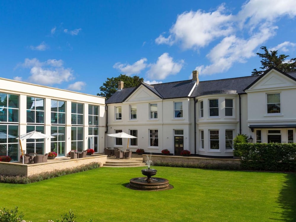 Bedford Lodge Hotel and Spa 40/49