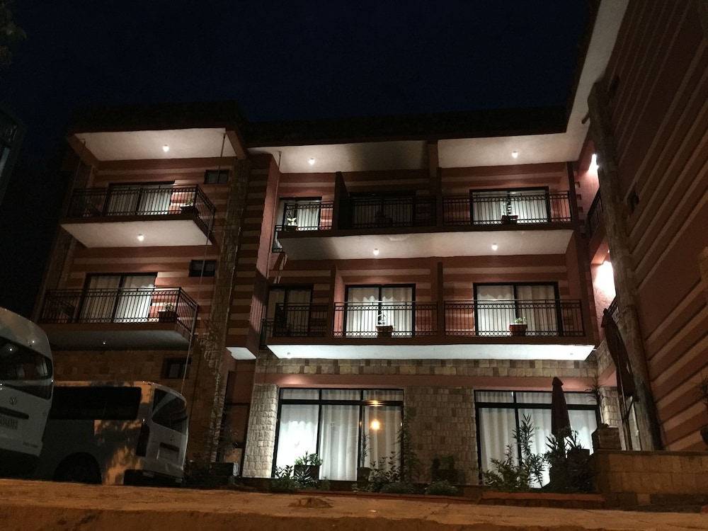 Harbe Hotel 1/50