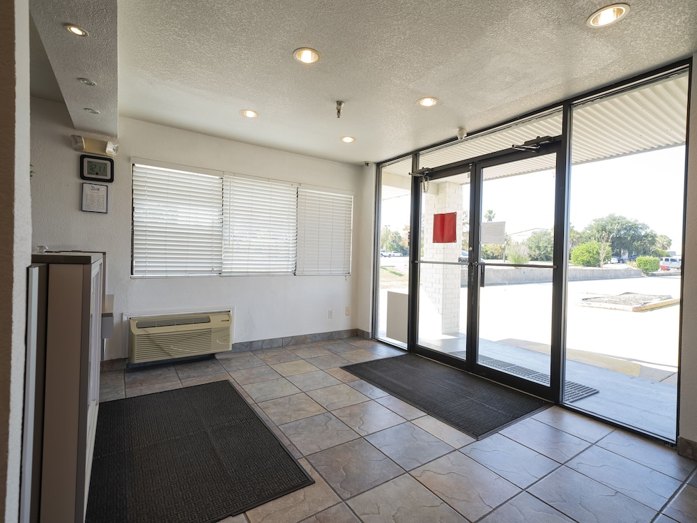 Americas Best Value Inn & Suites Humble 6/40