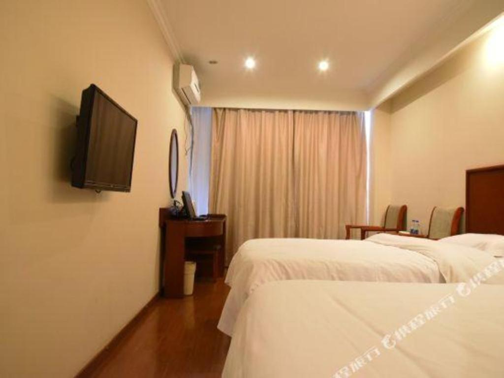GreenTree Inn Langfang Guangyang District Guangyang Avenue North Yongxing Road Express Hotel 5/50