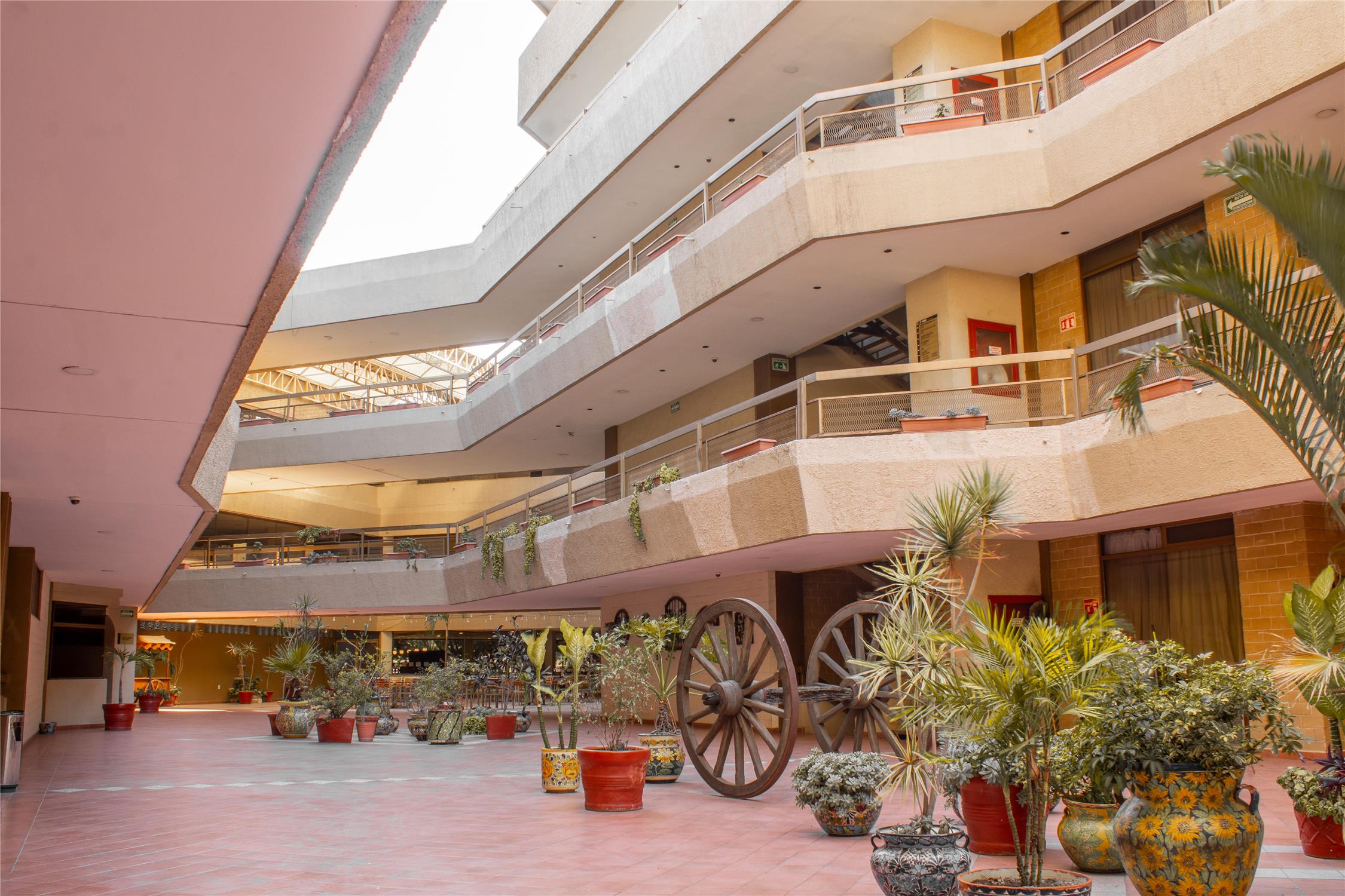 Best Western Plus Plaza Florida & Tower 5/55