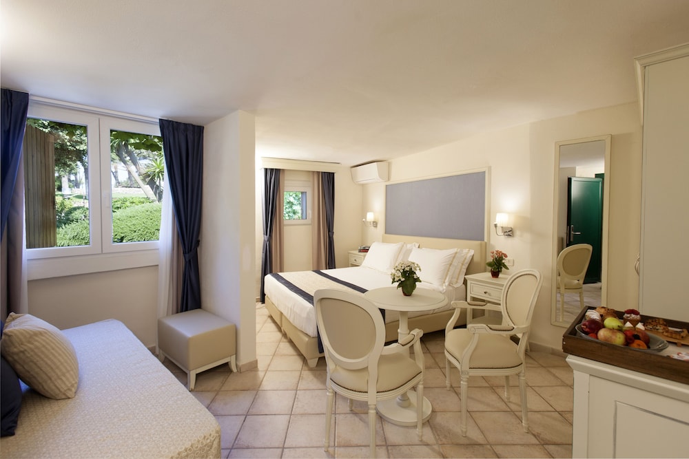 Hotel Torre Di Calapiccola 58/74