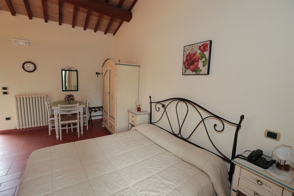 Il Castellaro Country House 28/71