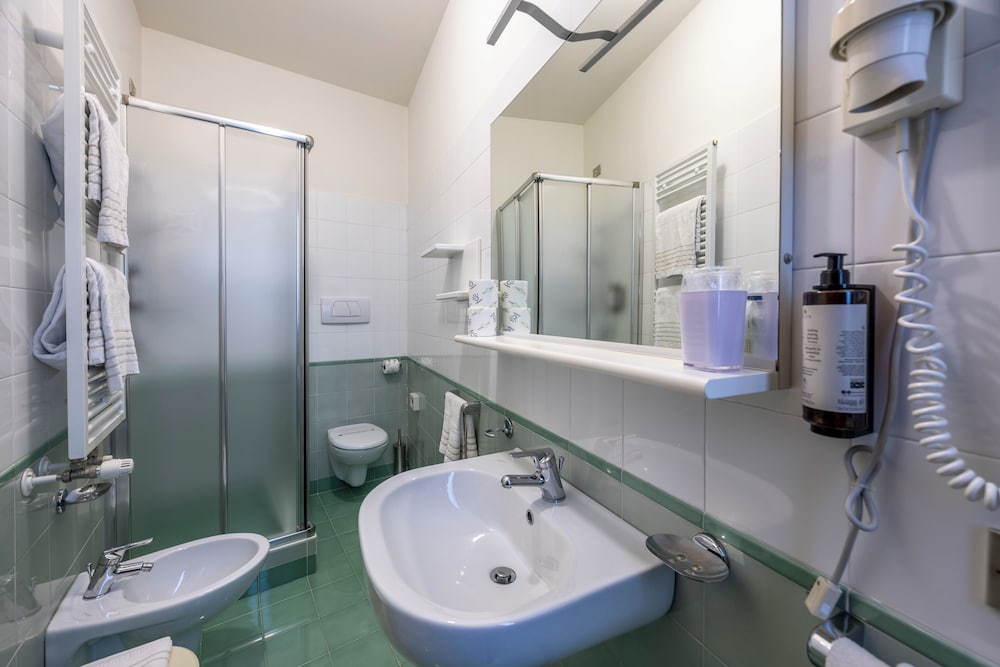 Hotel Ideal 49/49
