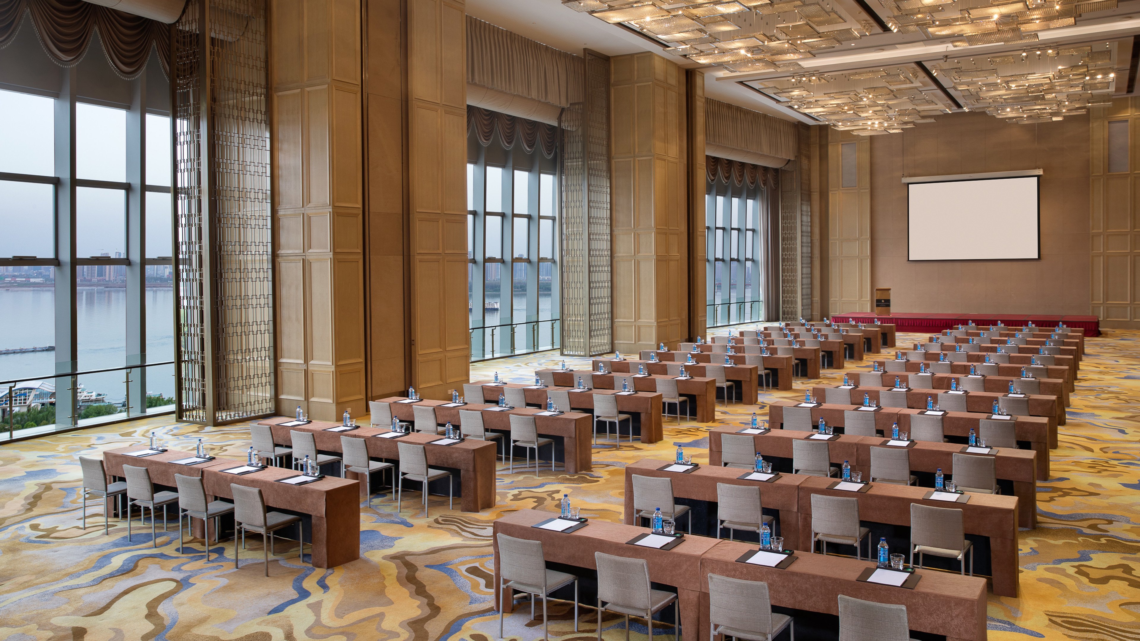Intercontinental Wuhan 41/50