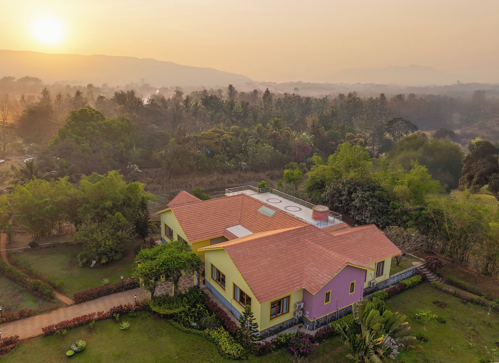 Ama Stays & Trails Nine Palms, Alibag 35/41