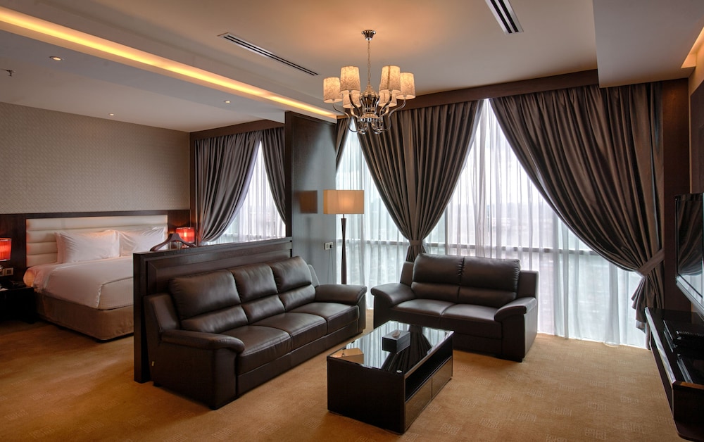 KSL Hotel & Resort 30/50