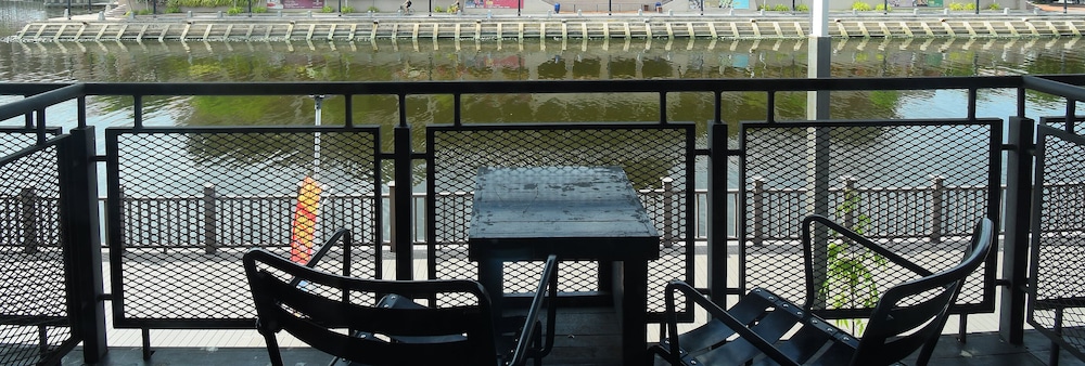 Sunday Malacca Near Jonker Street Formerly Quayside 57/62