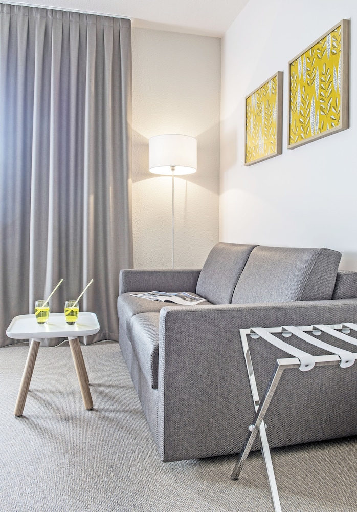 Hotel Beausejour 42/68