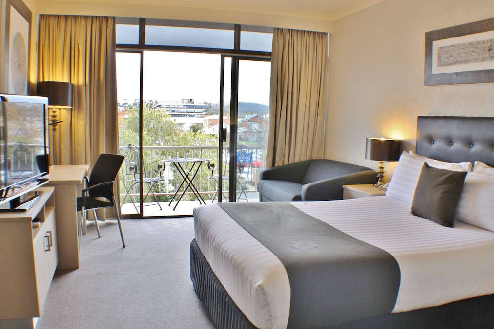 Pavilion Hotel Wagga Wagga 18/34