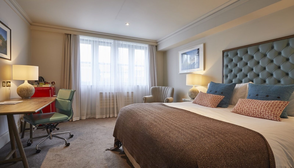 Casual, Double Bed