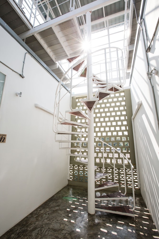 Memmoth Hostel In Lampang 34/50